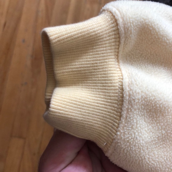 Tommy Bahama awesome yellow sweatshirt - Picture 4 of 5